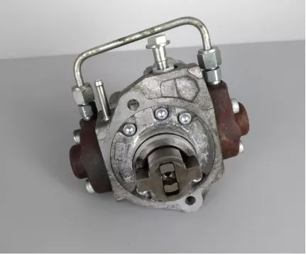 ТНВД 221000R020 Denso 2.2 D-4D Toyota Avensis 08-15, Corolla 07-13, Rav4 13